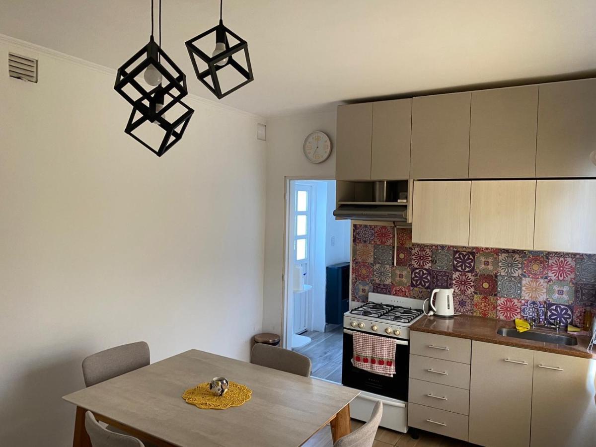 Apartamento Céntrico, Moderno y Tranquilo Caleta Olivia Extérieur photo
